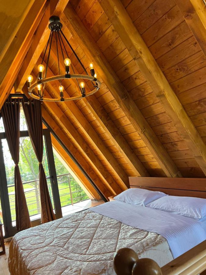 Windmill Shkodra Gesthouse Camping & Grill Екстериор снимка